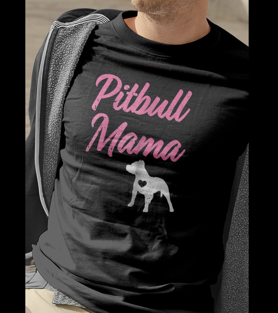 Pitbull Mama Women's Pit Bull Heart T-Shirt
