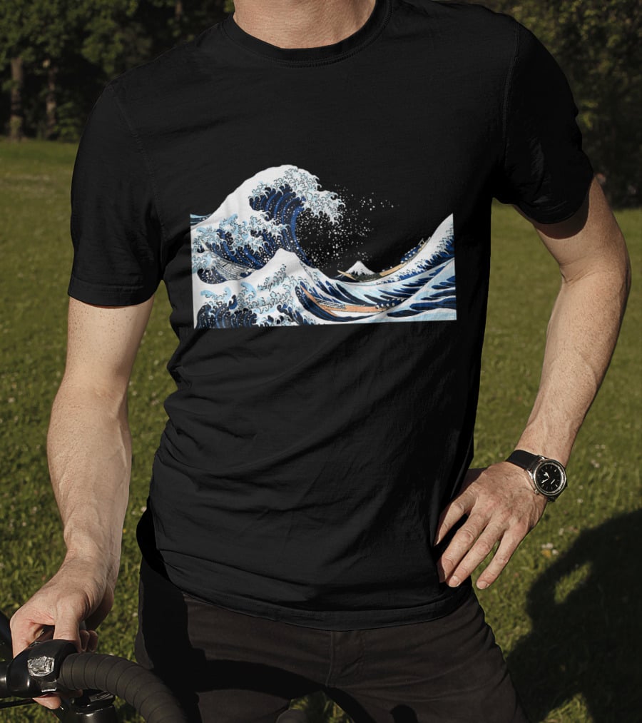 The Great Wave Off Kanagawa Hokusai Japan Iconic T-Shirt