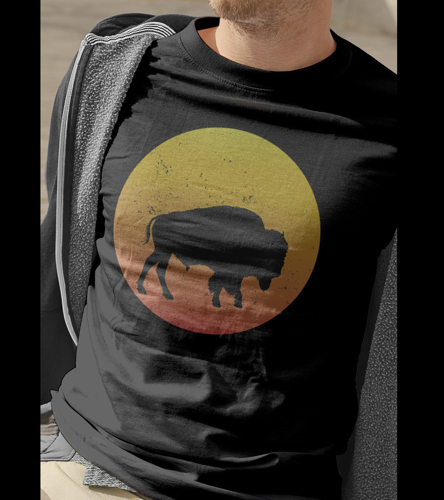 Sunset Plains Bison Vintage Circle T-Shirt