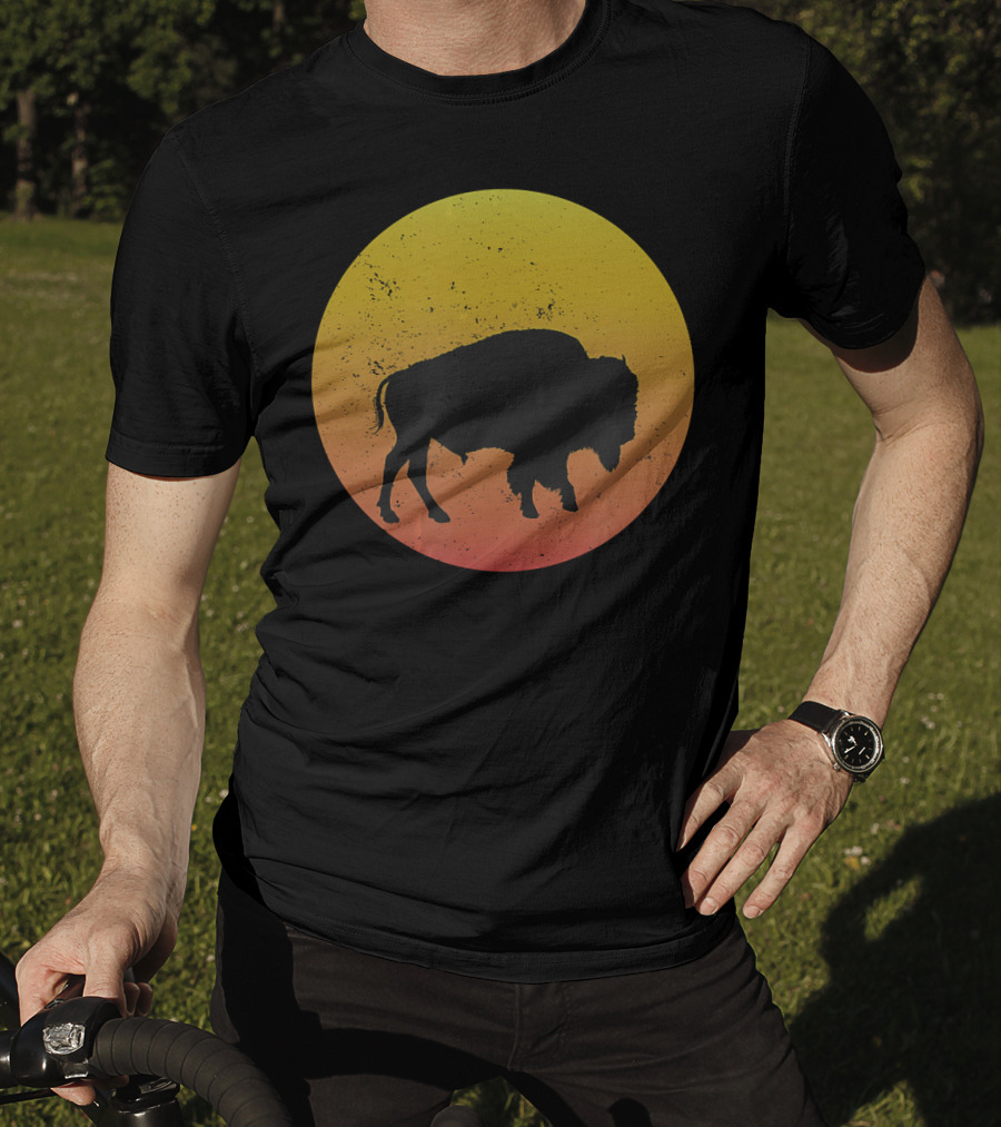 Sunset Plains Bison Vintage Circle T-Shirt