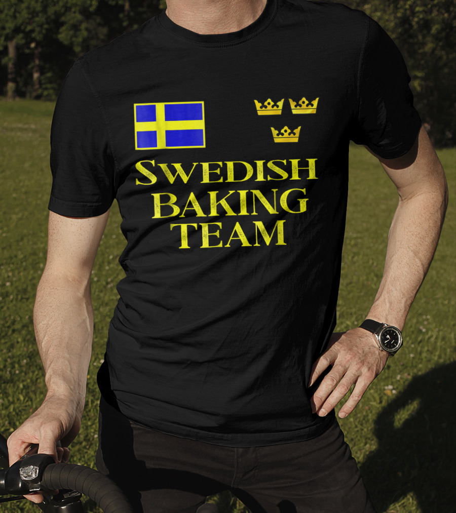 Swedish Baking Team Christmas Cookies Swedish Flag And Three Crowns T-Shirt
