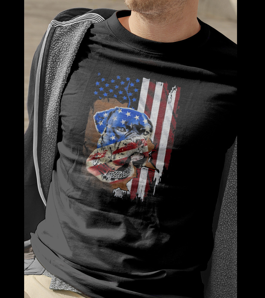 Tattoos Boxer Dog With American Flag Background T-Shirt
