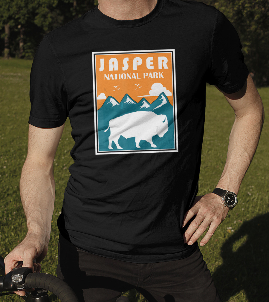 Jasper National Park Canada Bison Silhouette Mountains T-Shirt