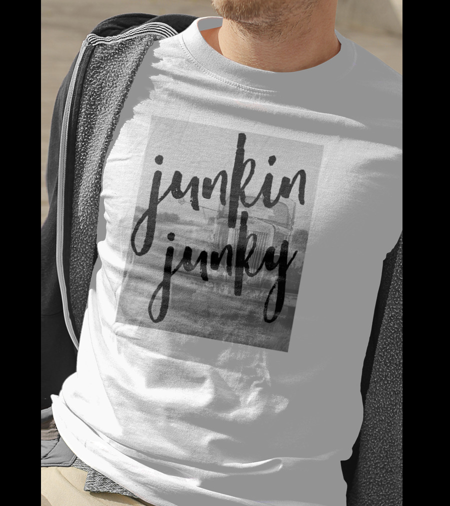 Junkin Junky Vintage Pick Up Truck T-Shirt