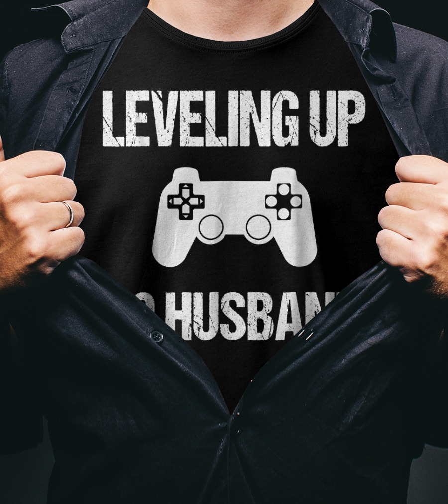 Leveling Up To Husband Engaged Gamer Controller T-Shirt