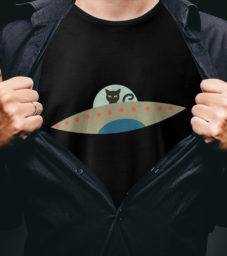 Alien Cat UFO Spaceship Black Cat T-Shirt