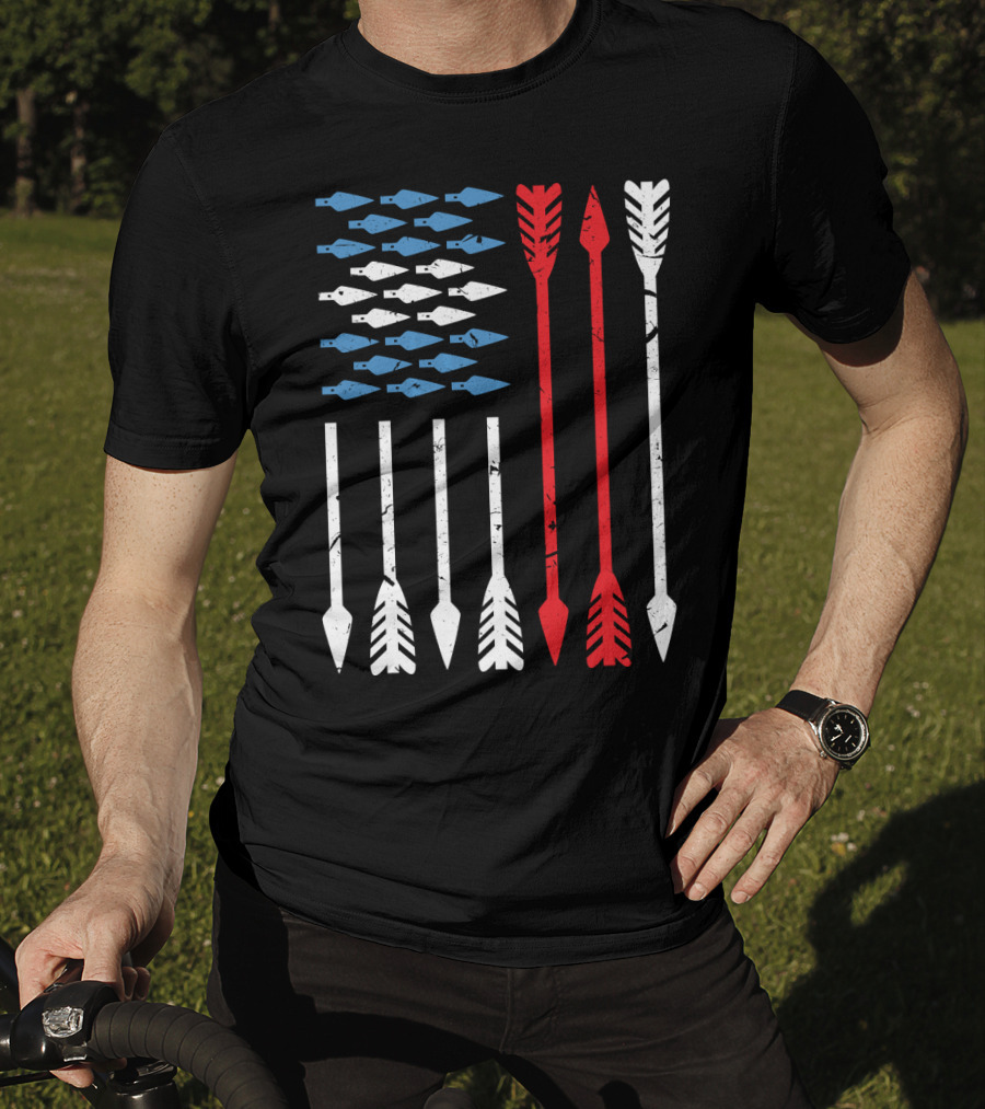 American Flag Arrow Archery Vintage Distressed Stars And Stripes Arrows T-Shirt