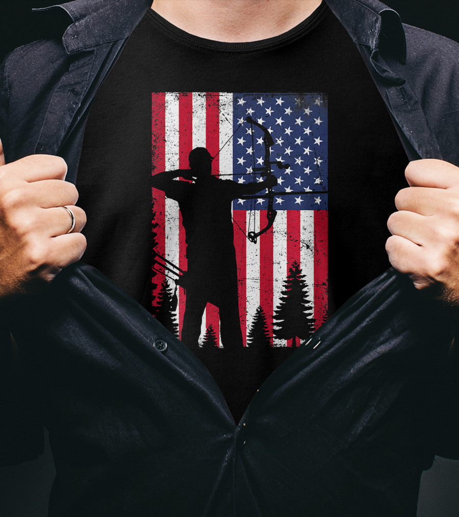 American Archery Bow Hunting Bow Hunter Silhouette USA Flag Background T-Shirt