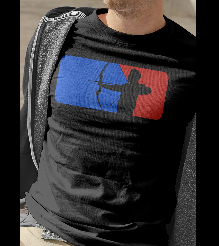 Archery Fans Lovers Bow Arrow Silhouette Red Blue T-Shirt