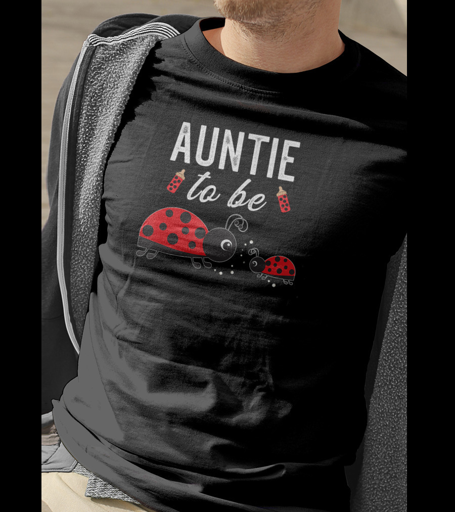 Auntie To Be Ladybug Baby Shower With Red Baby Bottles T-Shirt