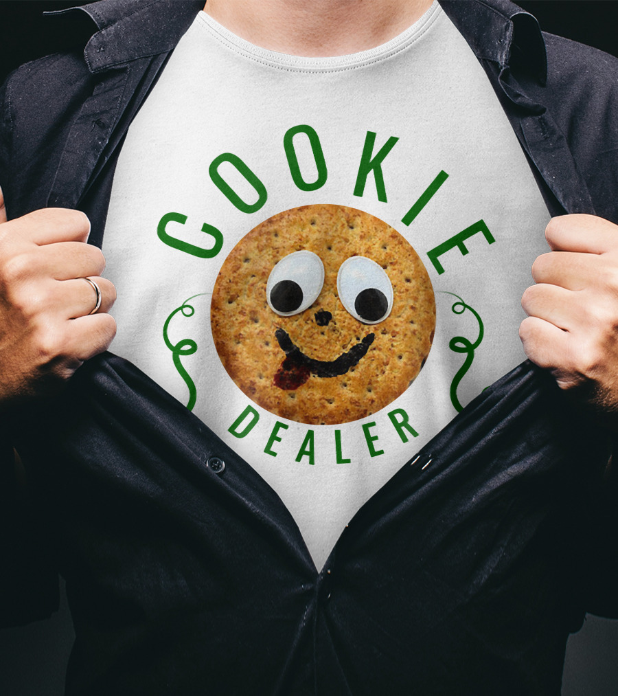 Cookie Dealer Smiling Biscuit Face T-Shirt