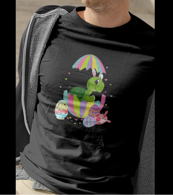 Funny Easter Bunny Turtle In Colorful Egg With Decorated Eggs T-Shirt