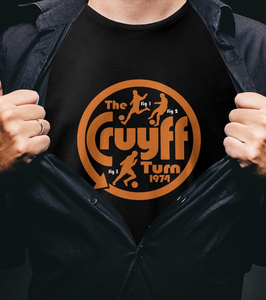 The Cruyff Turn 1974 Football Silhouette Circle T-Shirt