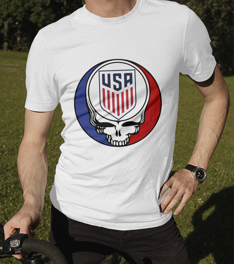 USA Soccer Grateful Dead Skull Logo Red Blue Badge T-Shirt