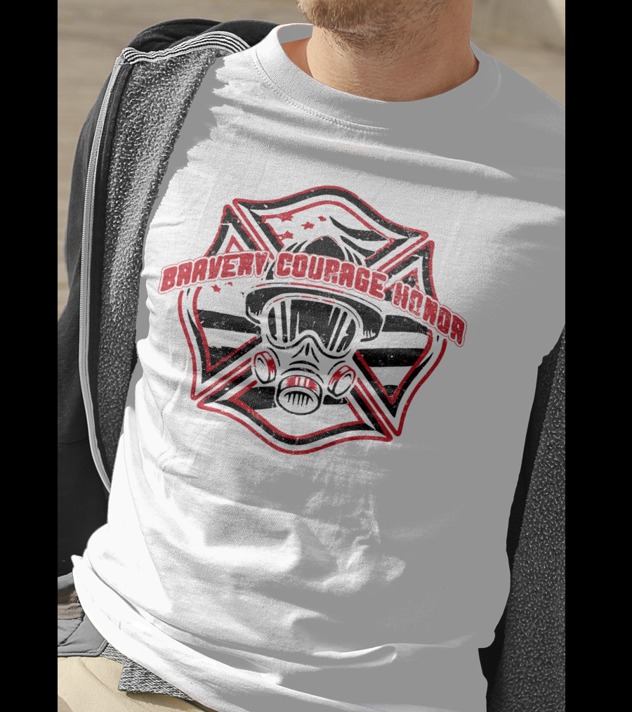 BRAVERY COURAGE HONOR Firefighter Gas Mask Badge T-Shirt