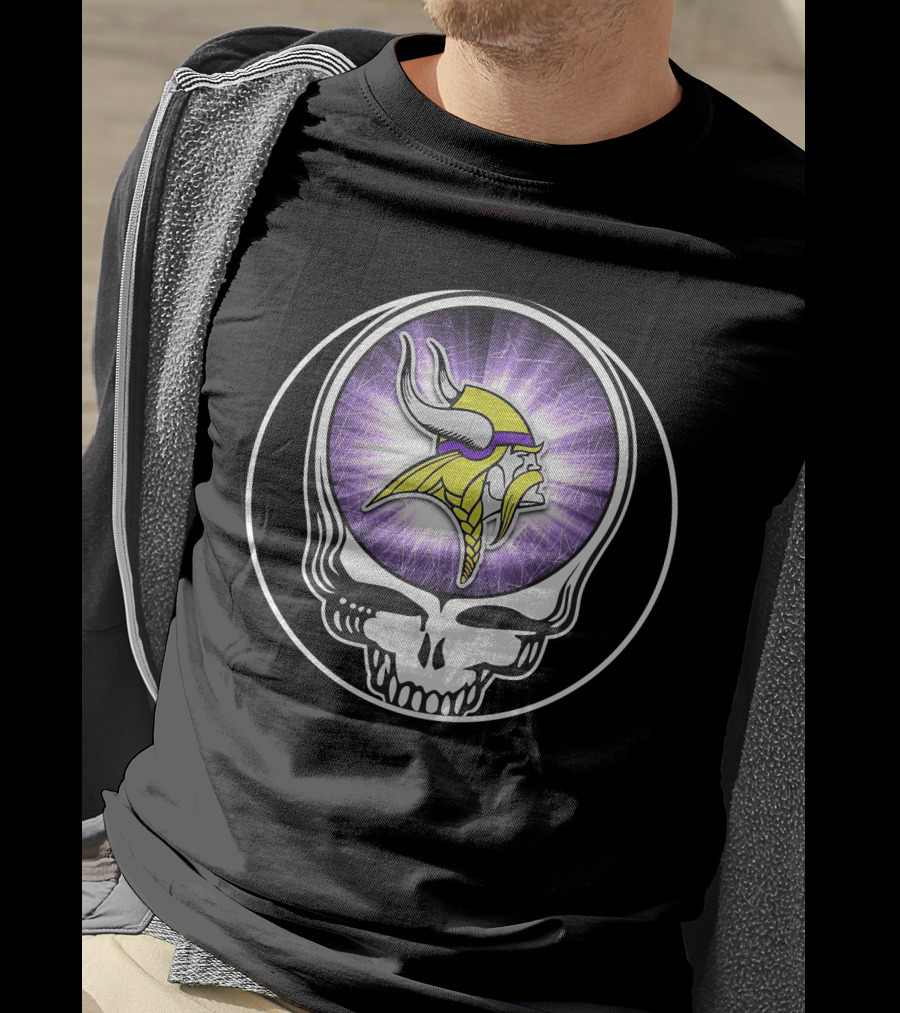 Minnesota Vikings Grateful Dead Skull Logo Fusion T-Shirt