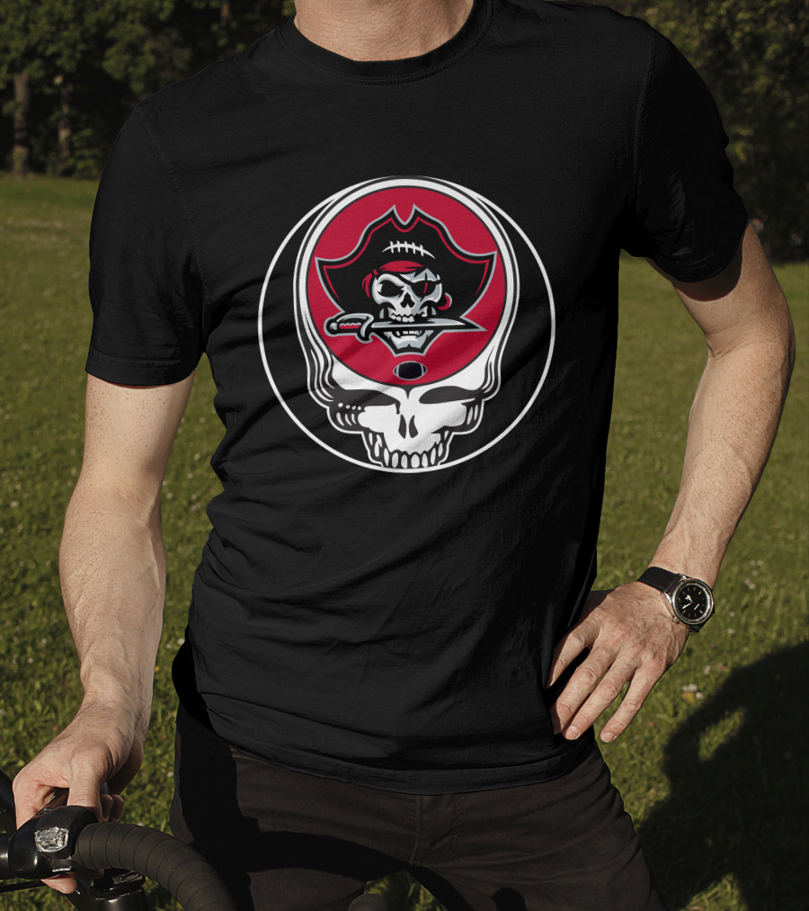 Tampa Bay Buccaneers Skull Logo With Football And Sword T-Shirt