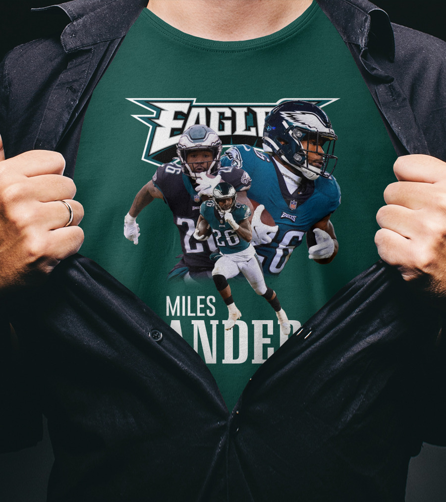 Eagles MS26 Running Back Action Play T-Shirt