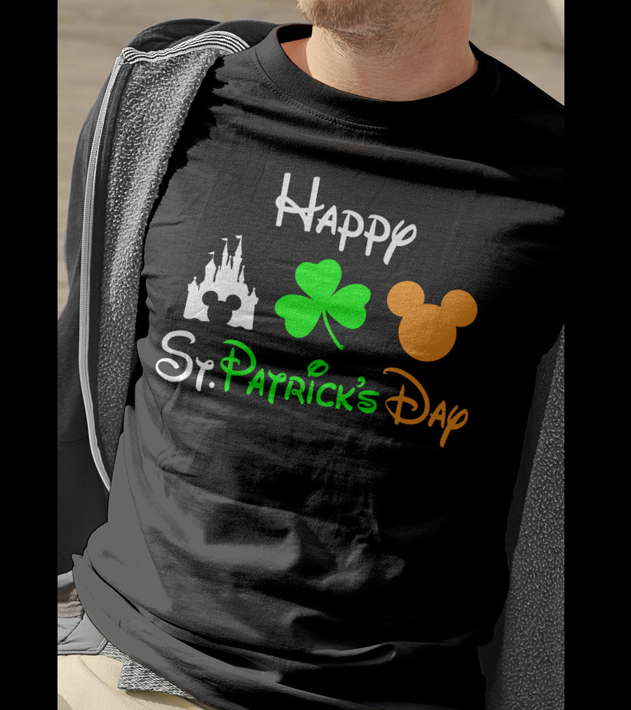 Happy St. Patrick's Day Castle Clover Mouse T-Shirt