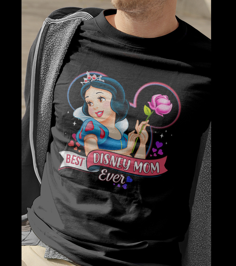 Best Disney Mom Ever Snow White Princess With Rose And Crown T-Shirt
