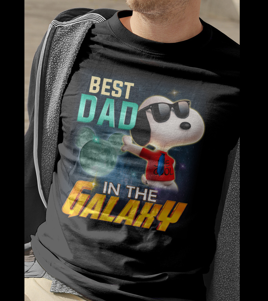 Best Dad IN The Galaxy Snoopy E Cool T-Shirt