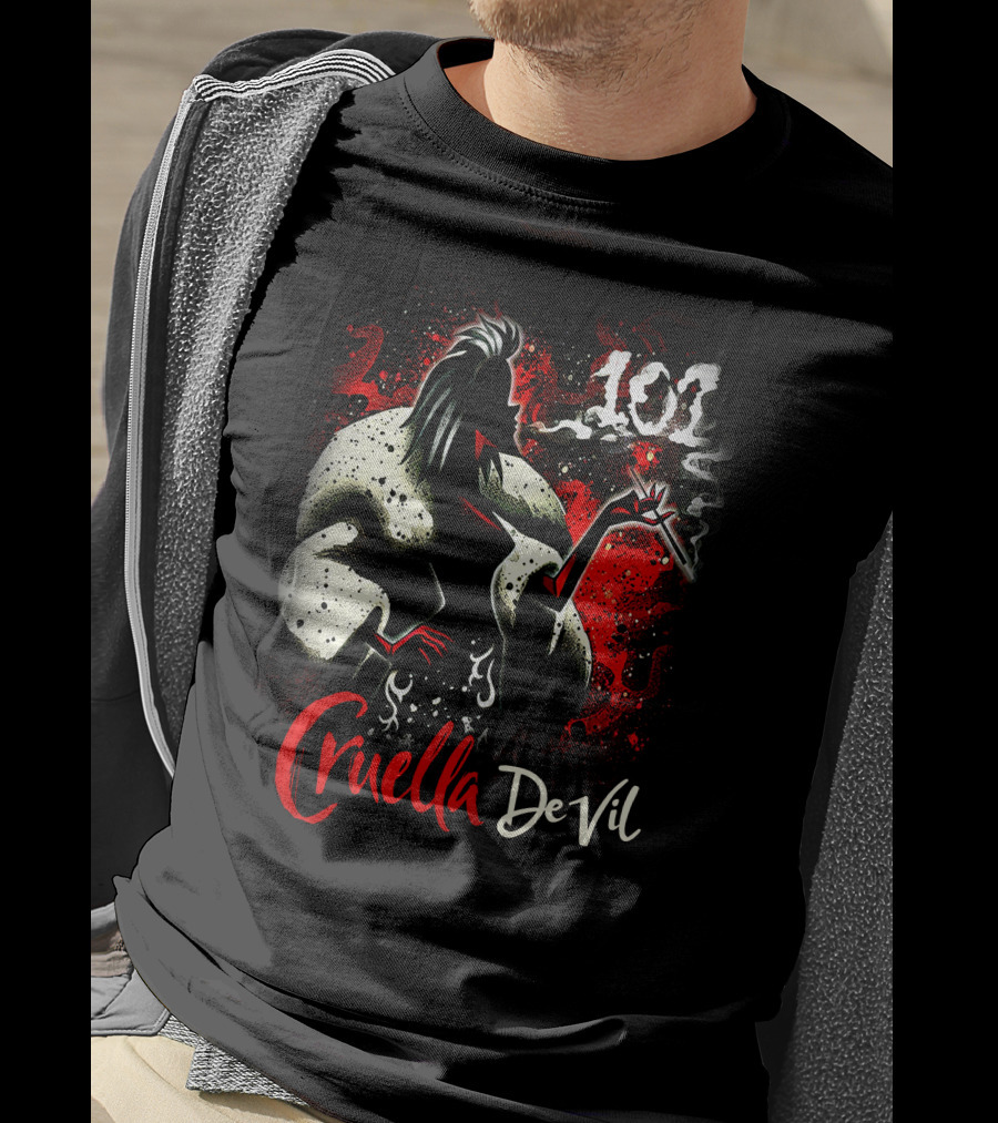 Cruella De Vil 101 Smoky Silhouette With White Fur And Red Highlights T-Shirt