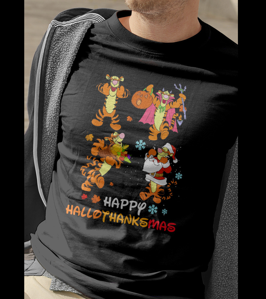 Happy Hallowthanksmas Tigger Pumpkin Basket Santa Snowflakes T-Shirt