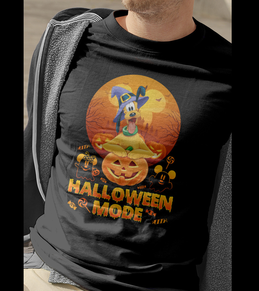 Pluto Halloween Mode With Witch Hat And Pumpkin Decorations T-Shirt