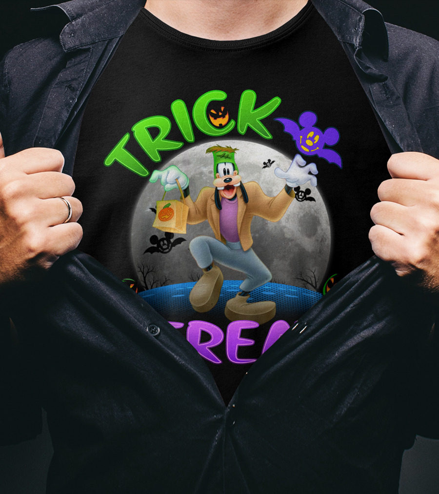 Trick Or Treat Goofy Halloween Moon Bat Pumpkin T-Shirt