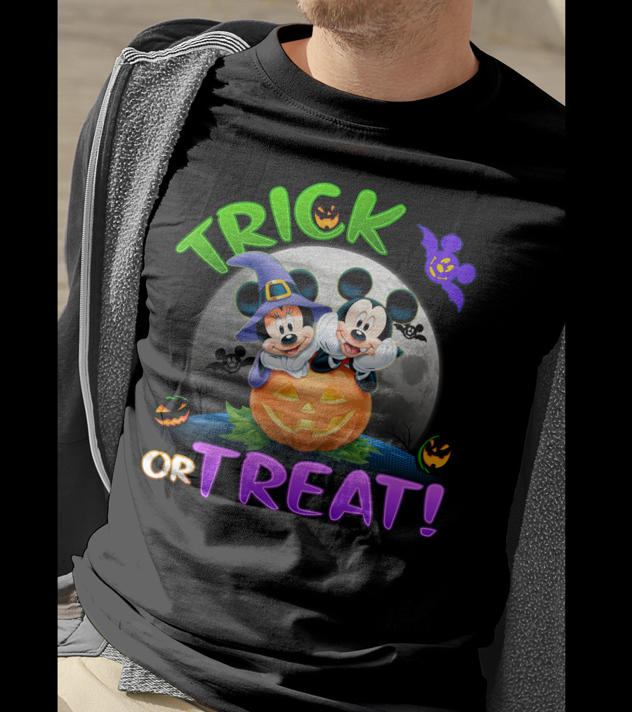 Trick Or Treat Mickey And Minnie Halloween Pumpkin Moon Bat T-Shirt