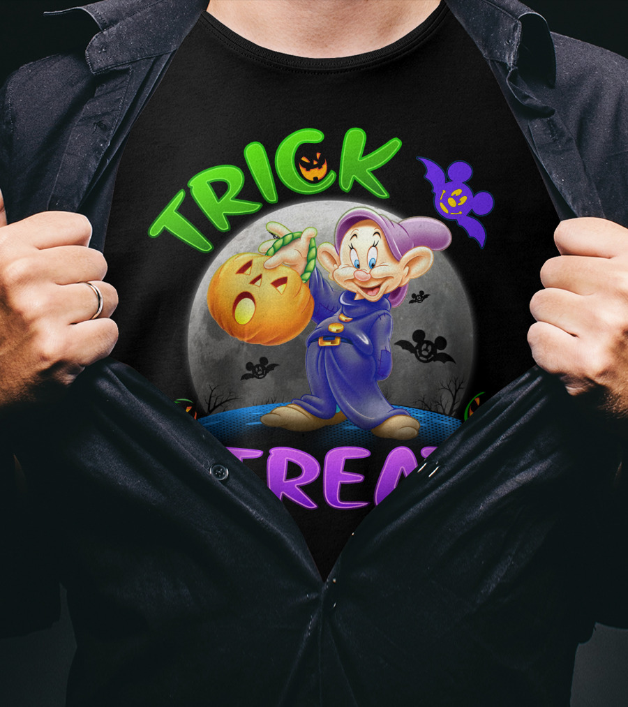 Trick Or Treat Dopey Halloween Disney Character With Pumpkin And Bat T-Shirt