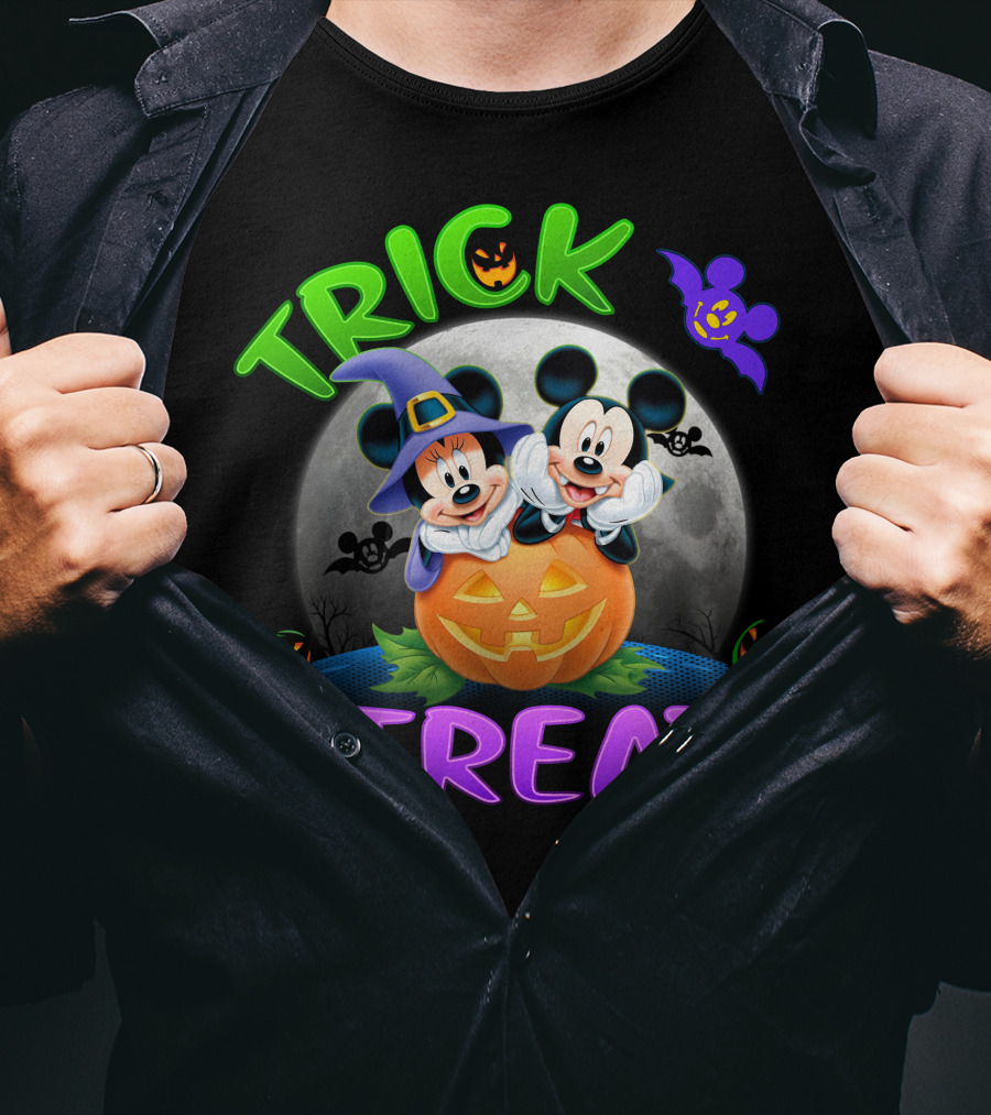 Trick Or Treat Mickey And Minnie Halloween Jack-O'-Lantern Moon T-Shirt