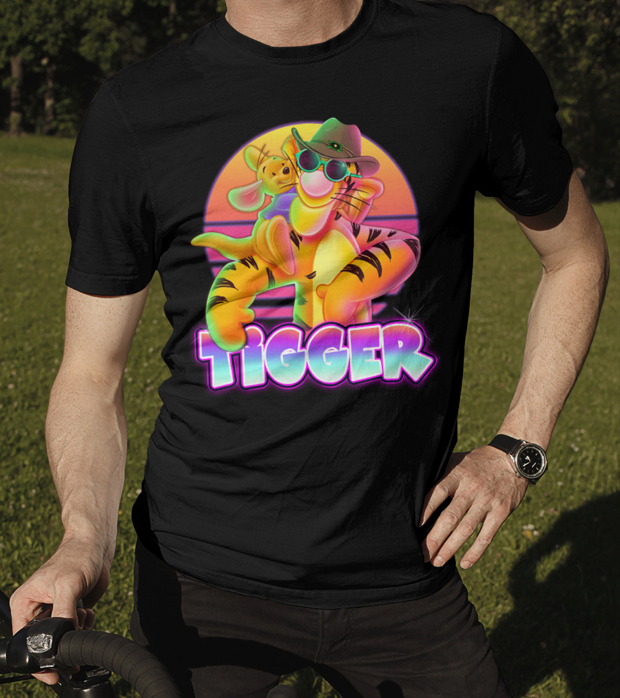 Tigger Retro Sunset Style With Piglet And Cool Hat T-Shirt