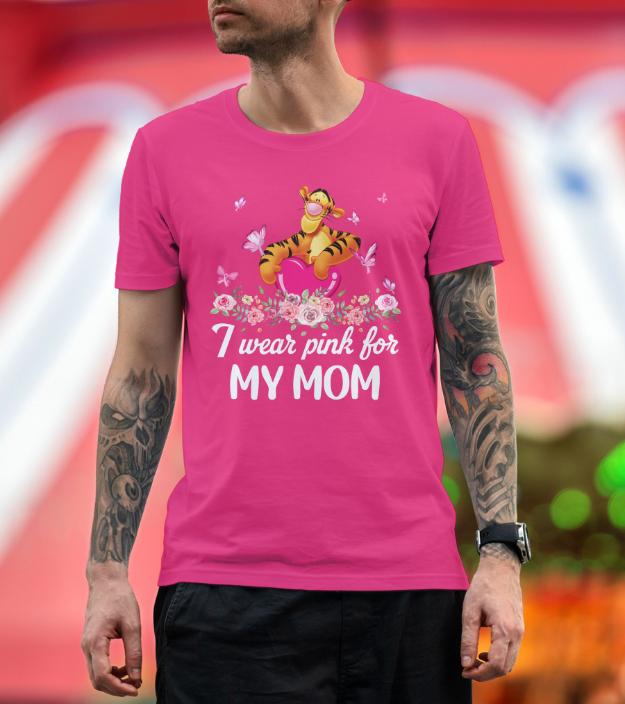 I Wear Pink For My Mom Tigger Butterfly Roses T-Shirt