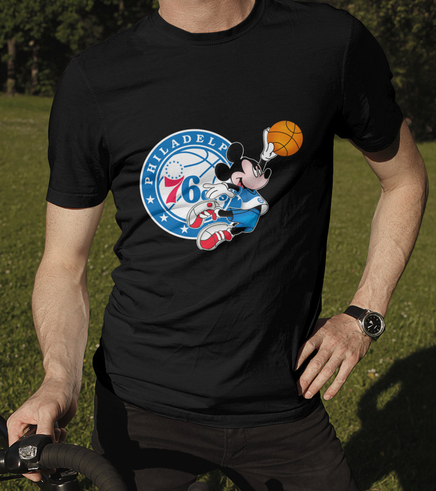 Philadelphia 76ers Mickey Basketball Dunk T-Shirt