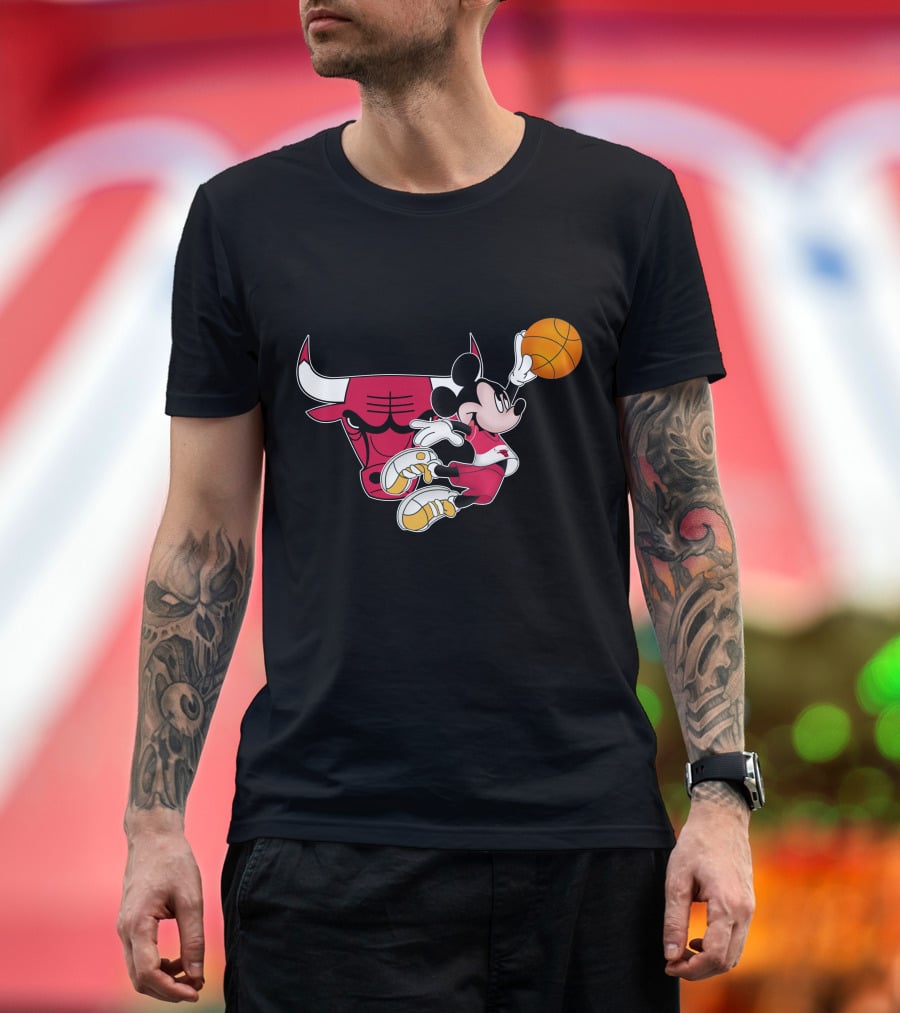 Mickey Chicago Bulls Basketball T-Shirt