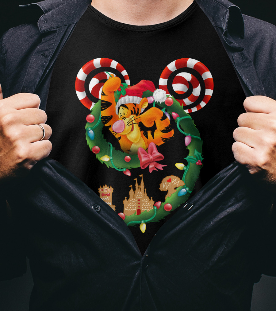 Tigger Disney Christmas Wreath Mickey Ears Holiday Castle Gingerbread Cookies T-Shirt