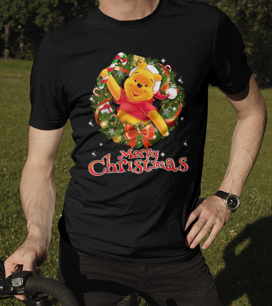 Merry Christmas Pooh Bear Wreath Candy Cane Santa Hat T-Shirt