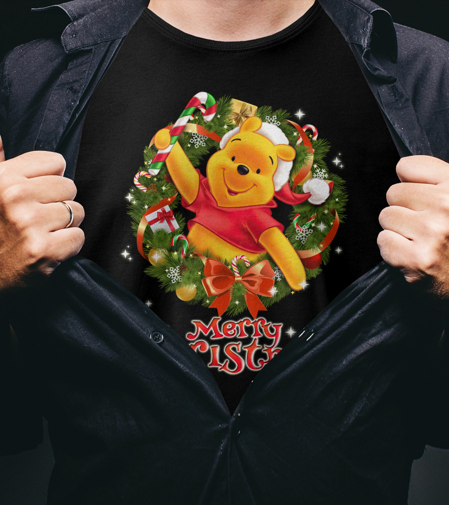 Merry Christmas Pooh Bear Wreath Candy Cane Santa Hat T-Shirt