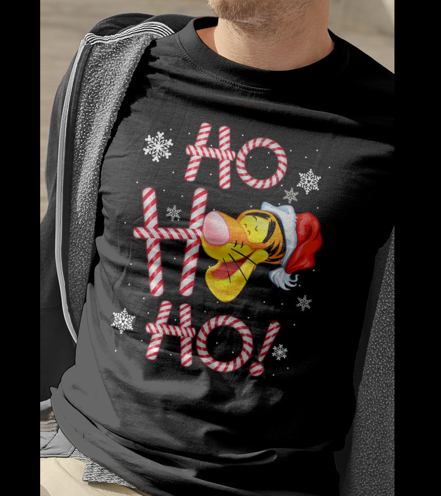Tigger Ho Ho Ho Santa Hat Candy Cane Snowflakes T-Shirt
