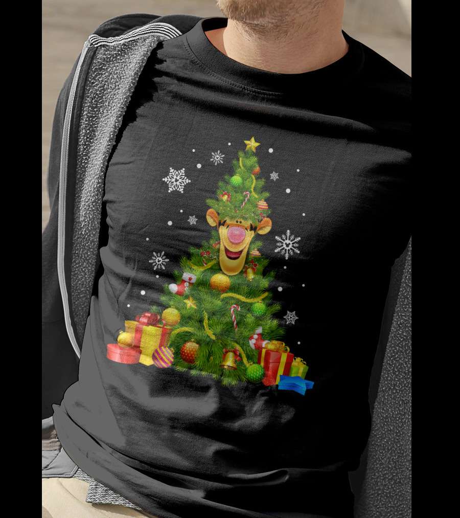 Tigger Christmas Tree With Snowflakes And Gifts T-Shirt