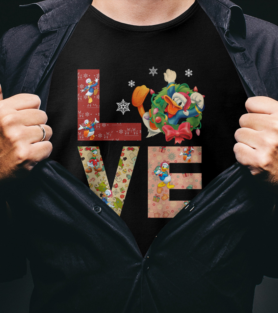 Love Donald Duck Christmas Wreath Snowflakes T-Shirt