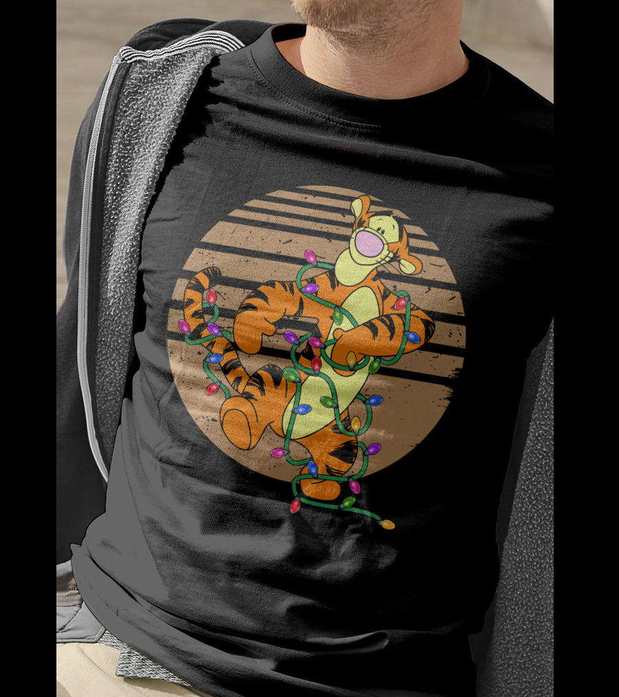 Tigger Wrapped In Christmas Lights Circle T-Shirt