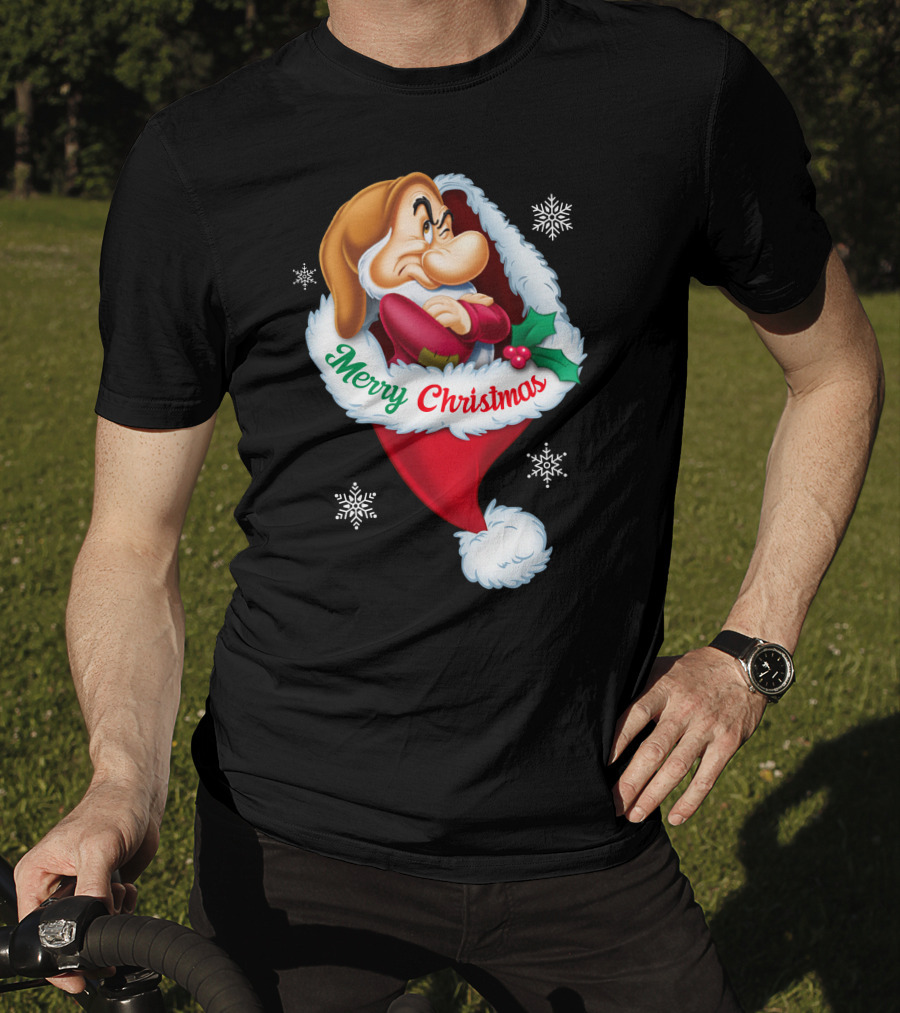 Grumpy Merry Christmas Santa Hat And Snowflakes T-Shirt
