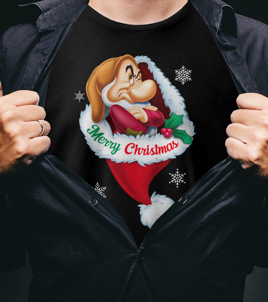 Grumpy Merry Christmas Santa Hat And Snowflakes T-Shirt
