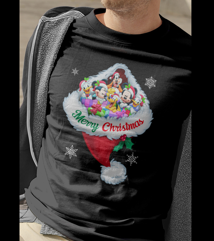 Mickey & Friends Merry Christmas Santa Hat T-Shirt