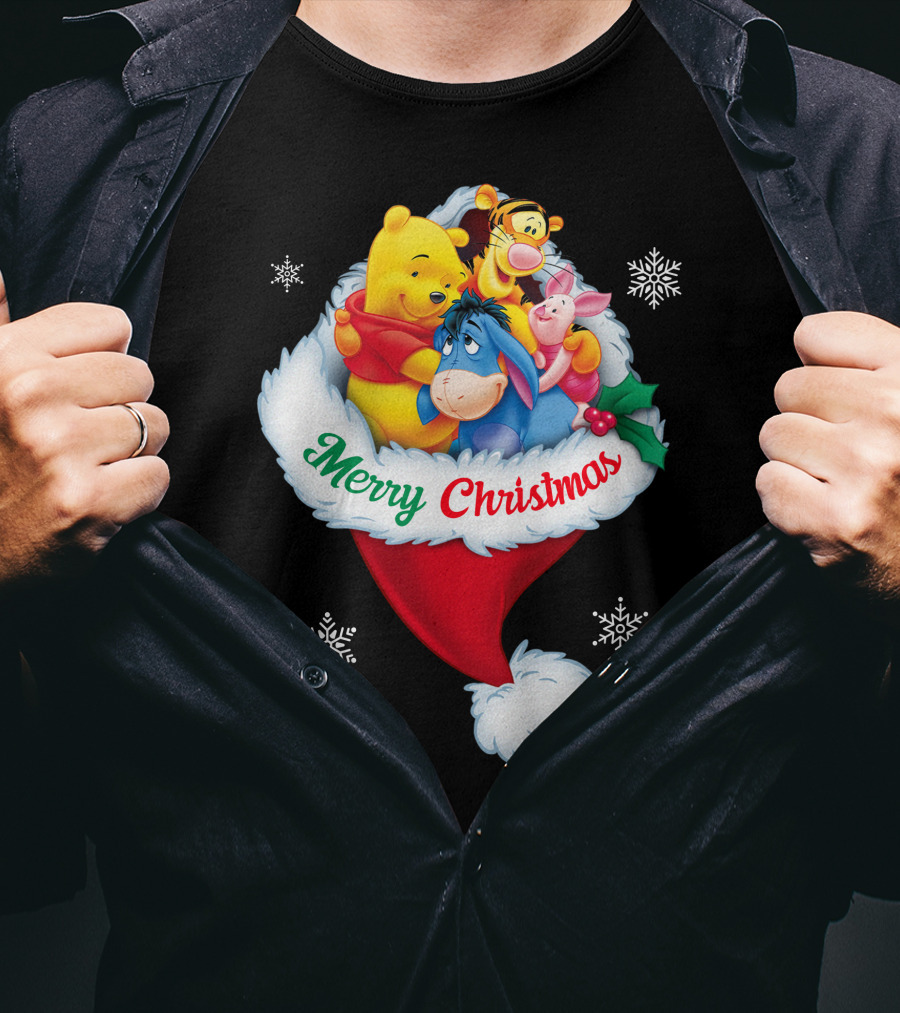 Winnie The Pooh Merry Christmas Santa Hat Snowflakes T-Shirt
