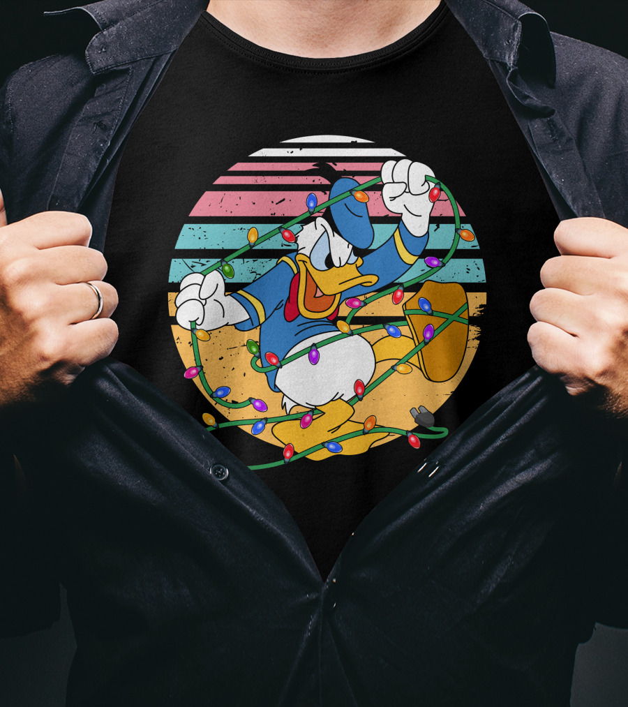 Donald Duck Tangled In Christmas Lights Vintage Style T-Shirt