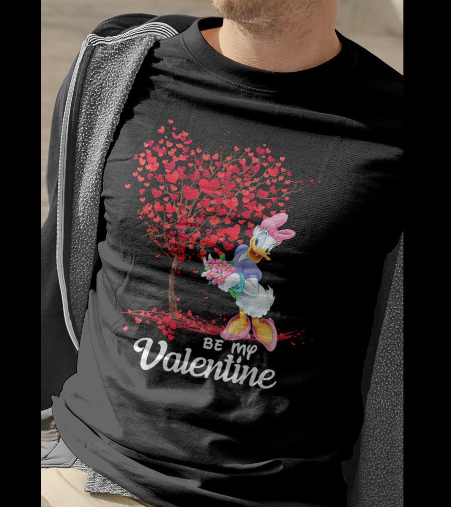 Daisy Duck Be My Valentine Tree Hearts Bouquet T-Shirt