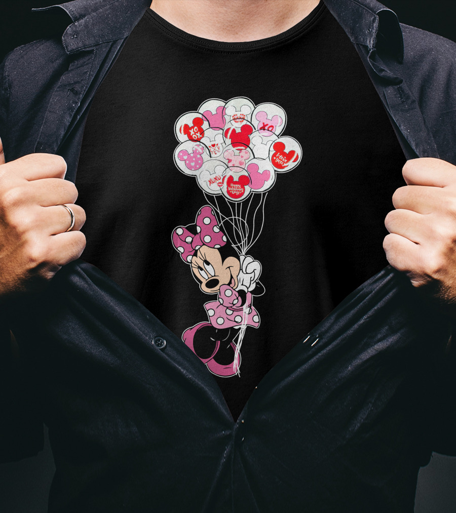 Minnie Mouse Holding Heart Balloons With Xoxo And Hugs Kisses Patterns T-Shirt